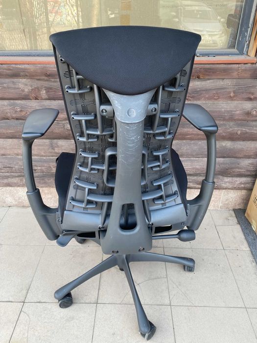Herman Miller Embody chair - (Геймърски ергономичен офис стол)