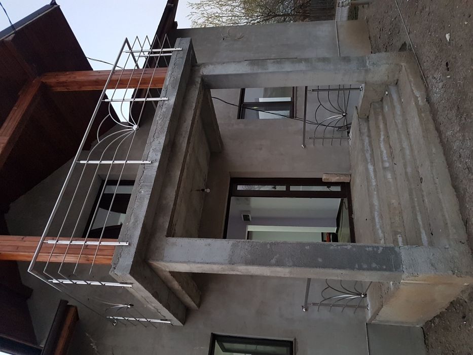 Confectionez Balustrade Garduri Si Porti Din Inox Sau Fier