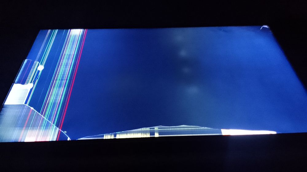 Продается телевизор Артел 55 дюймов