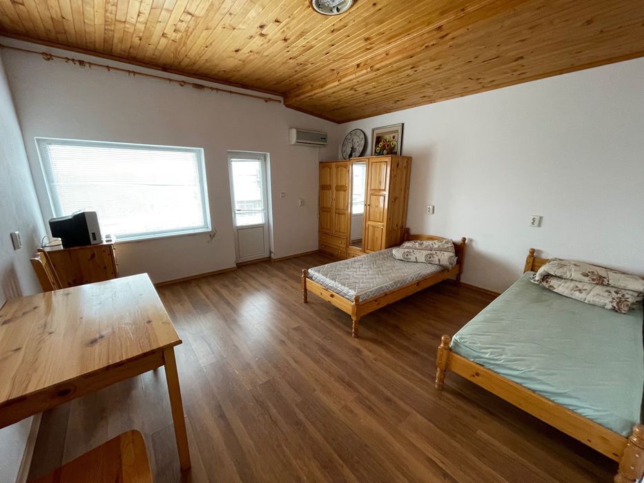 Продава се Къща в Каварна - 410 кв.м за 610 €/кв.м - Снимка #11