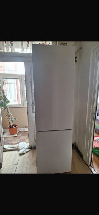 Frigider Arctic No frost