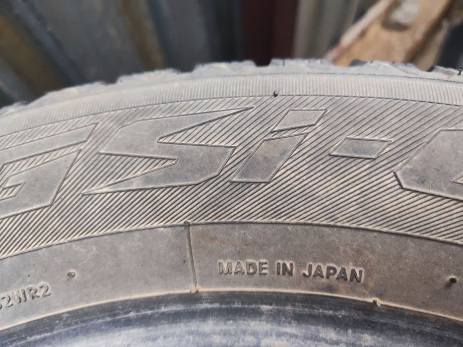 Шины зимние японский