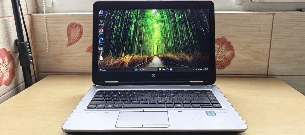 Laptop HP PROBook 640 G2_14"_i5 vPRO 6300U_8GB DDR4_SSD 128GB_SIM 4G_5-6h Bateria (100% Health)