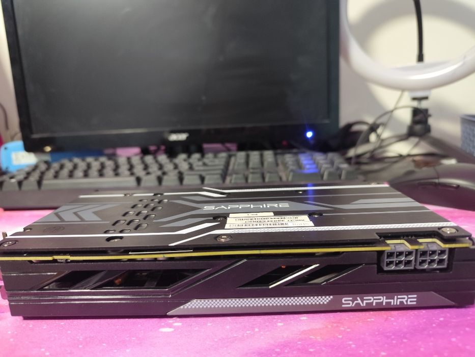 Vând placă video sapphire nitro R9 380x