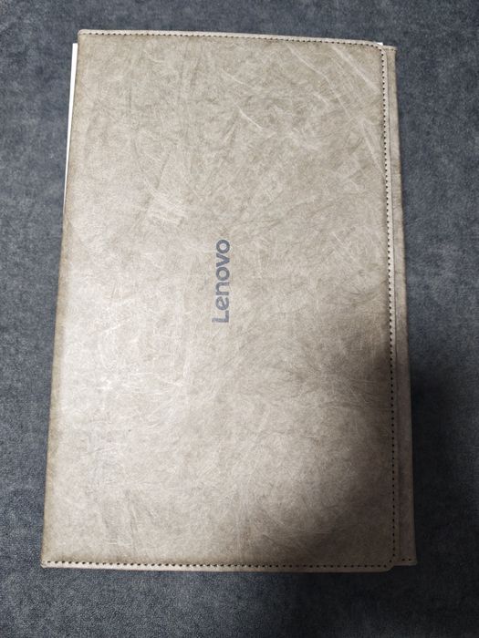 Tableta Lenovo Tab Plus