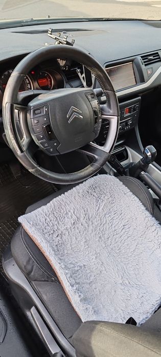 Vând Citroen C5 2009 an stare foarte buna dotări  la telefon