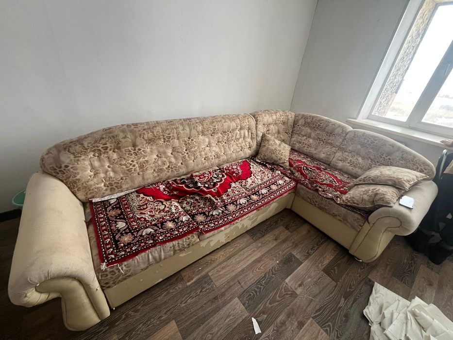 Продам диван и кресло