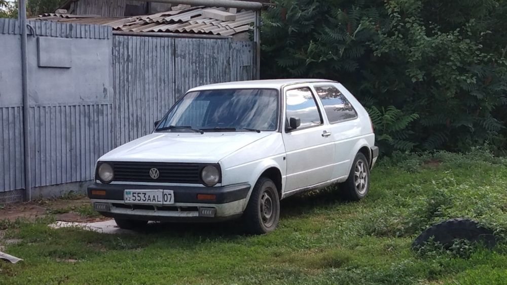 Продам гольф 2  газ. Бензин