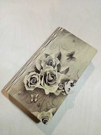 Портреты на дереве