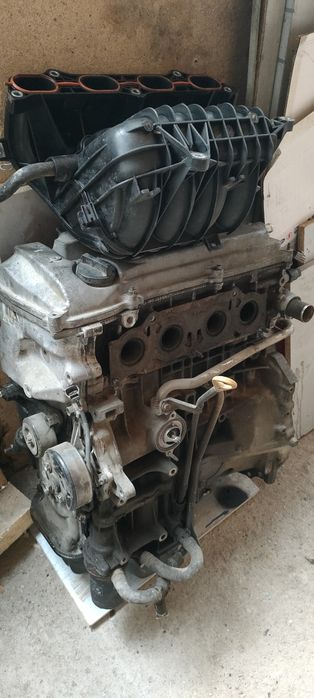 Продам мотор на тойота 2.4