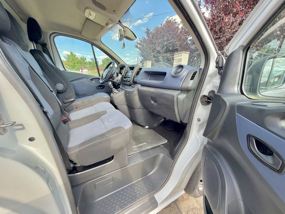 Opel Vivaro 1.6Cdti Bi-turbo modelul Lung / Rate Fixe / Garantie / buy-back / Livrare