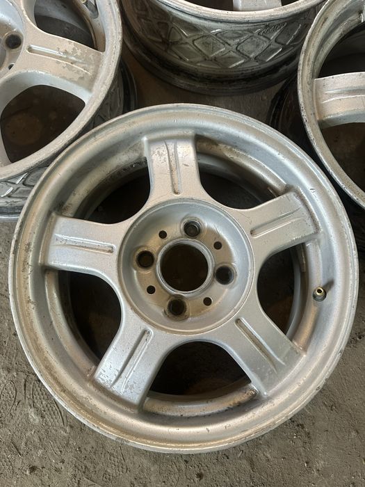 R14 PCD 4*98 Комплект легкосплавных дисков