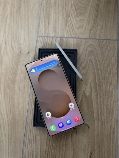 S25 ultra 5G ca nou bateria 100%