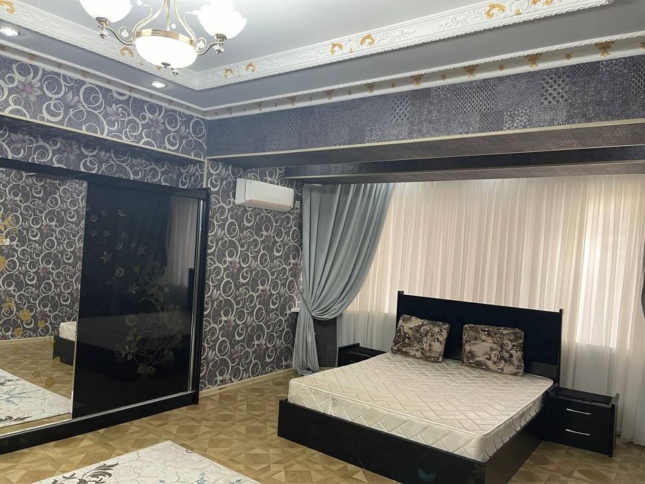 Аренда МАРКАЗ 15 Жангох  3 комнатная 180 квадрат