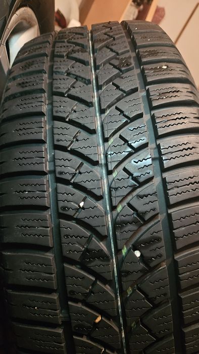 5/114.3/17 KIA 225/60/17 Bridgestone