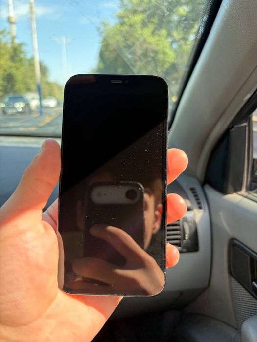 Iphone 12 pro holati zor