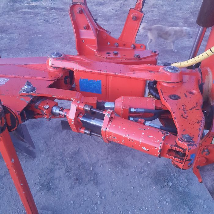 Plug reversibil Kuhn Multi-Master 121 5 brazde(4+1)
