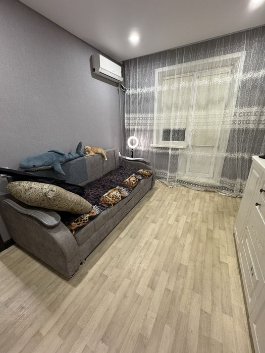 Продам 2 комн квартиру улучш