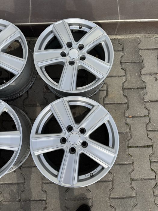 Оригинални джанти Dezent 5x120 18" цола за BMW VW T5 T6