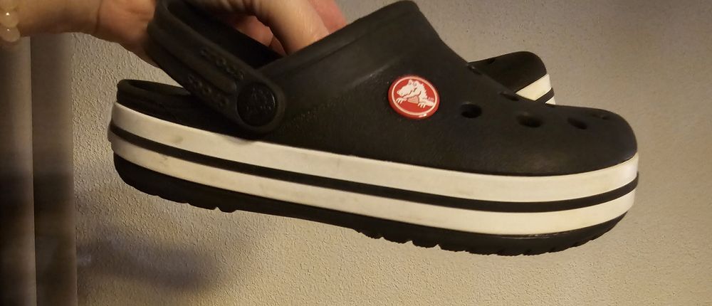 Saboti cu bareta slingback Crocband, Negru, 28-29