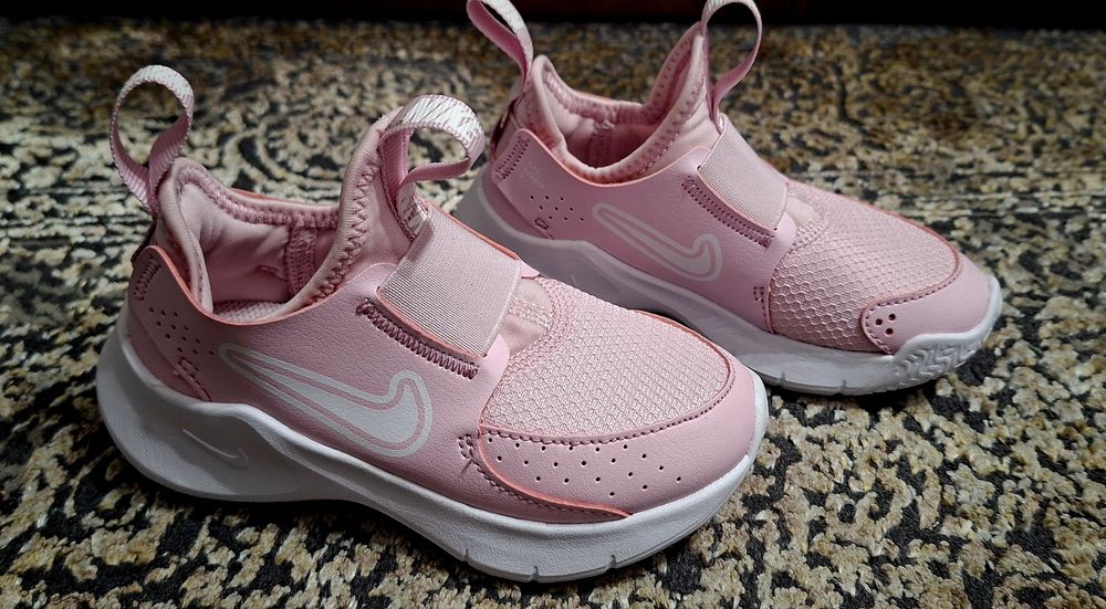 Нови маратонки Nike Flex Runner 3