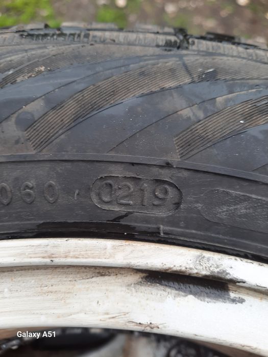 Ляти джанти с гуми 4×100 за Хонда.