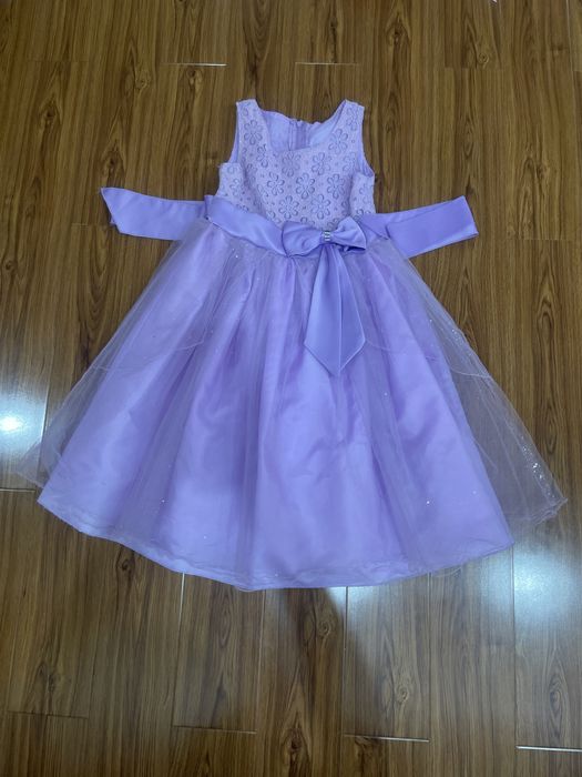 Нарядные платья на 8-10 лет