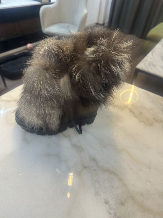 Боти с естествен косъм