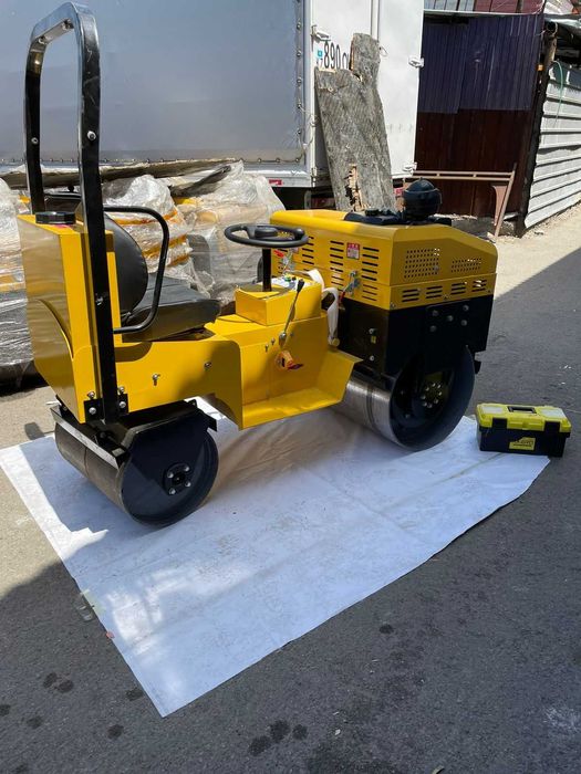 Каток вибрационный 850кг