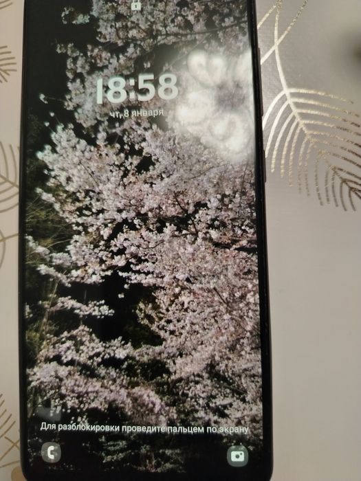 Срочно продам телефон Samsung