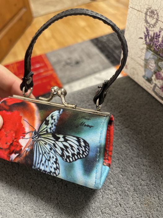 Мини чантичка за момиче