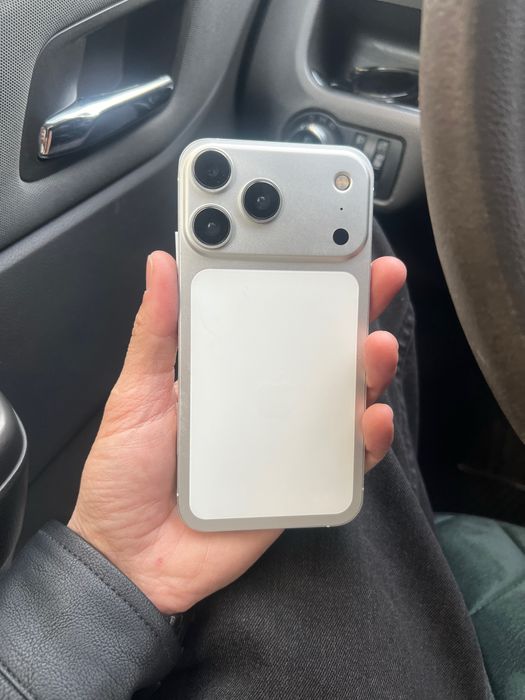 iphone xr 17 pro korpusda