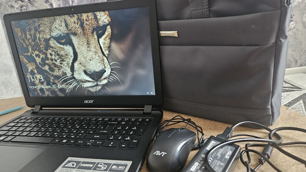 Ноутбук Acer в отлично состояний