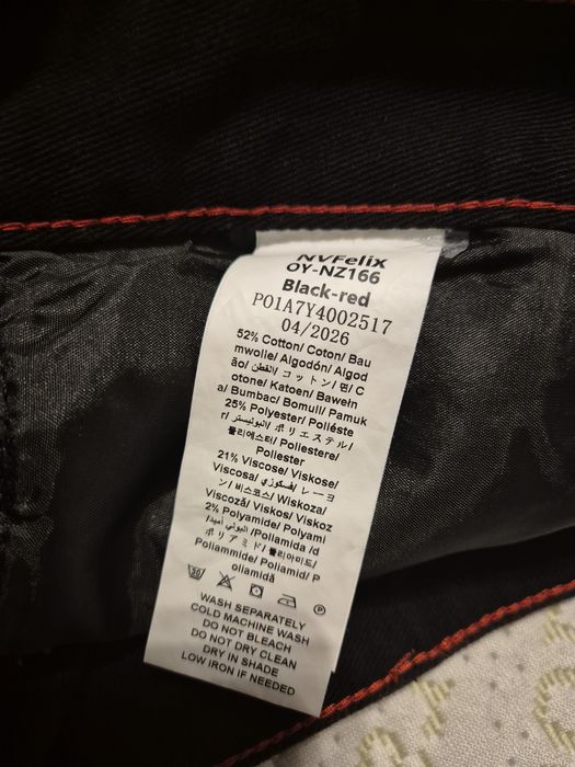 Pantaloni scurți baggy broderie roșie Y2K
