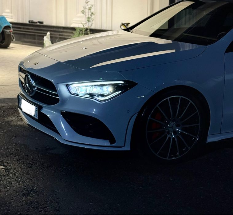 Mercedes-Benz AMG CLA 350