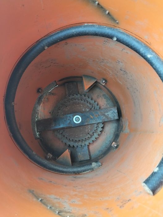 Продам  дробилку.