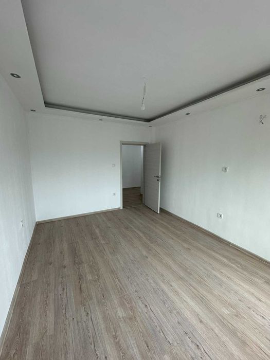 Продава се Тристаен апартамент в Пловдив, Кършияка - 75 кв.м за 2200 €/кв.м - Снимка #8