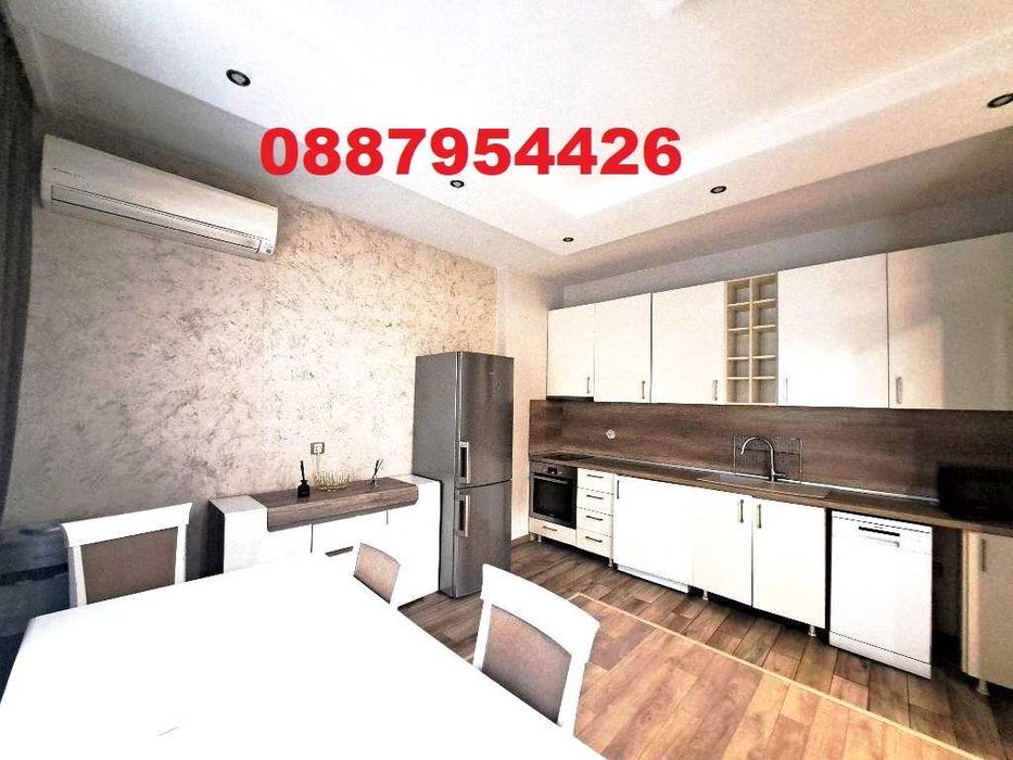 Продава се Тристаен апартамент в София, Център - 80 кв.м за 4250 €/кв.м - Снимка #3