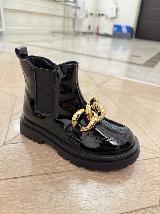 Кроссовки детские