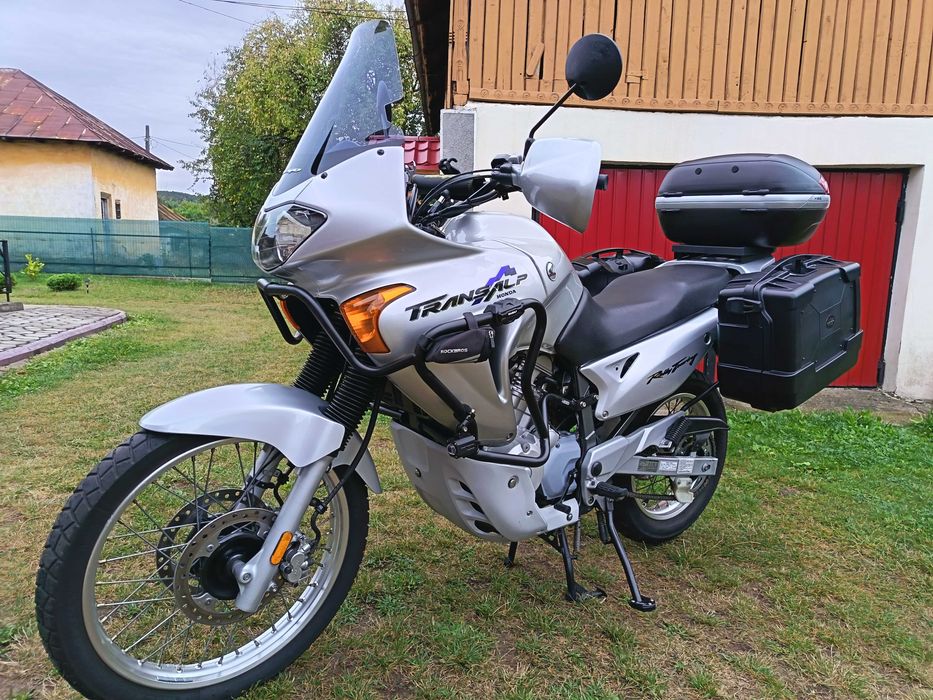 Honda Transalp 650 impecabila