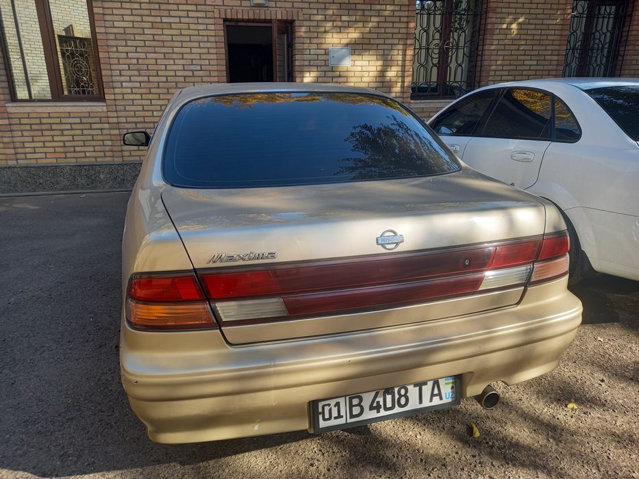 Nissan Maxima 1996