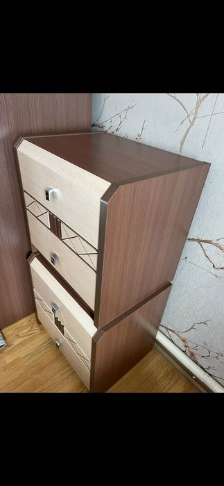 Кровать двуспальная с матрасом (2 тумбы)