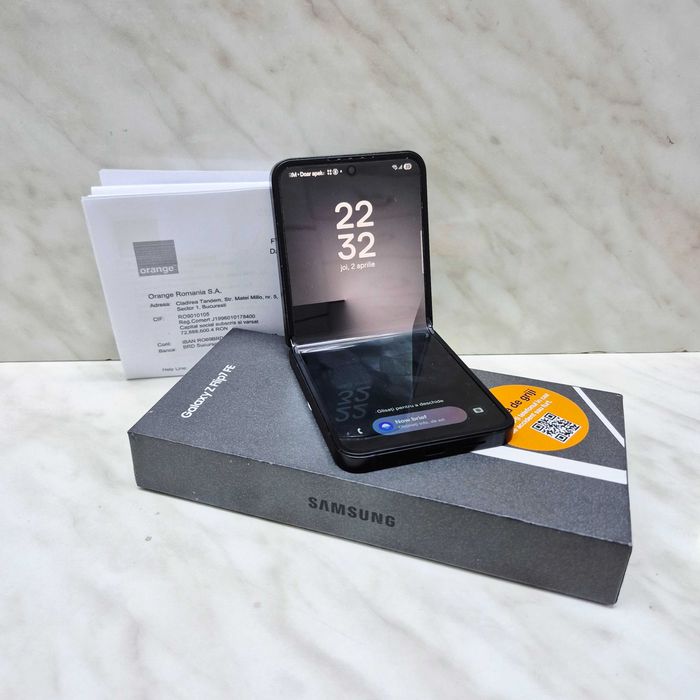 Samsung Galaxy Z Flip7 FE, 8GB RAM, 256GB, 5G, Black Zeus Amanet Militari 35290