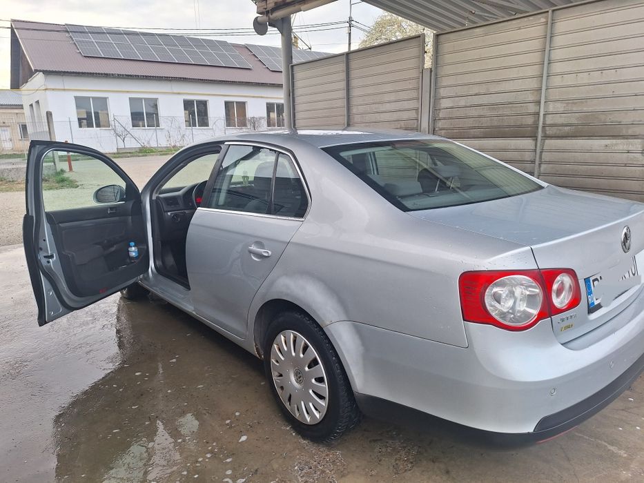 VOLKSWAGEN Jetta 2008 — imagine 3