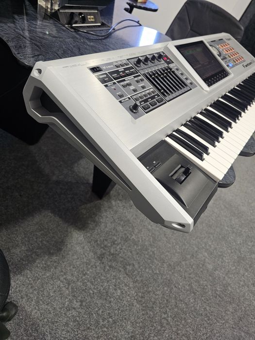 Roland Fantom G6  Stare foarte bună
