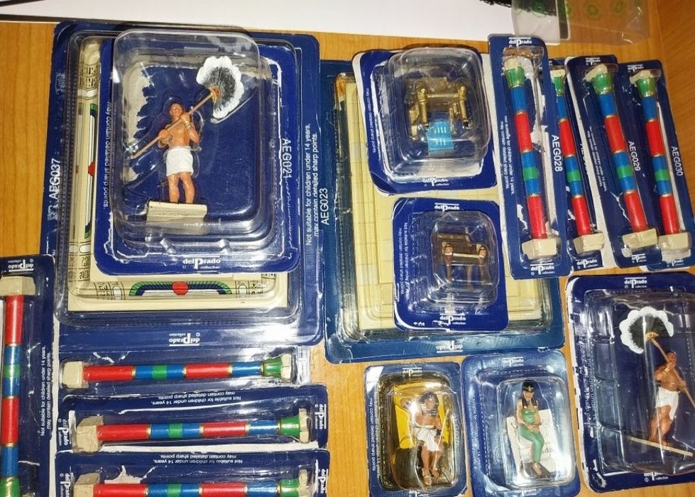 Statuete / Miniaturi / Figurină - Istorie / Cultură / SF