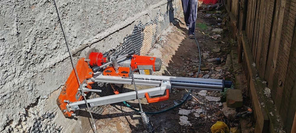 Execut gauri pentru hote,centrale, evacuari etc