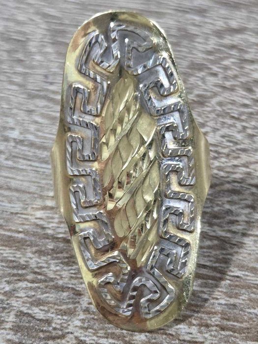 Златен пръстен дамски