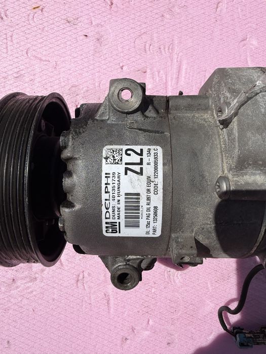 Compresor clima Opel Astra J 1.4 benzina 13250608 ZL2