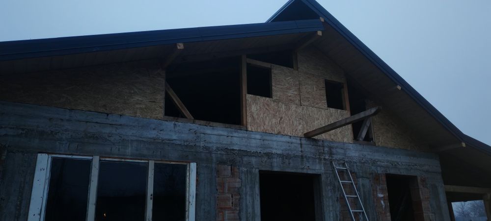 Vând casă Lipănești